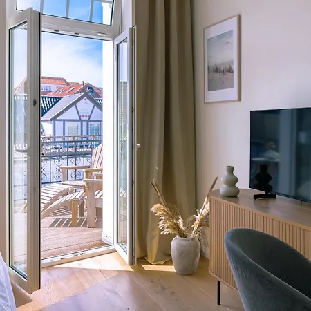 Kapitaenshaus Friedrich Franz - Premium Apartments 200 Meter Vom Strand Und Alten Strom Rostock Exterior photo